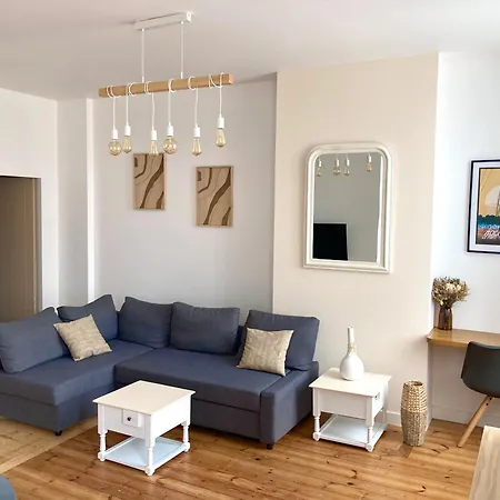 Beau T3 Lumineux : La Couronne Apartment Rochefort  Exterior photo